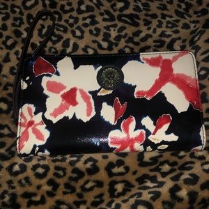 Anne Klein floral Wristlet Wallet